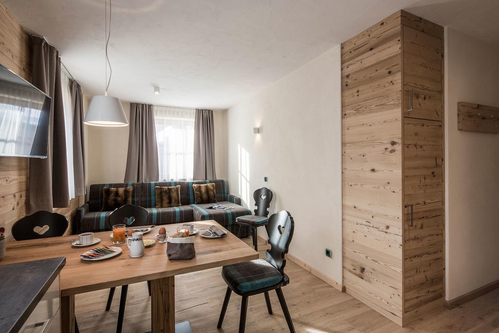 Apartament Osti Nicl San Martino in Badia Zewnętrze zdjęcie